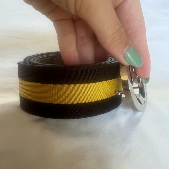 Gucci Black and Yellow Belt - Picture 2 of 4